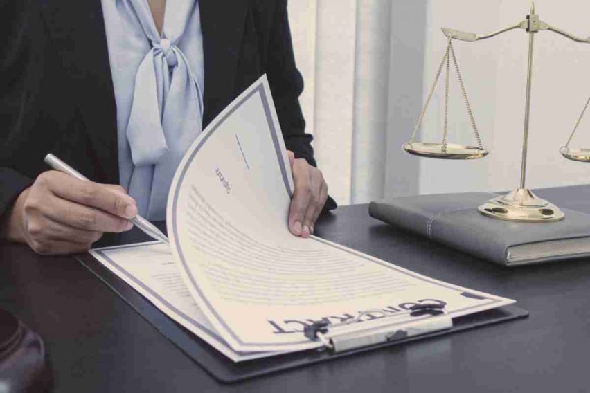 Lee más sobre el artículo Publicada en el BOE la Ley de creación y crecimiento de empresas («Ley crea y crece»)