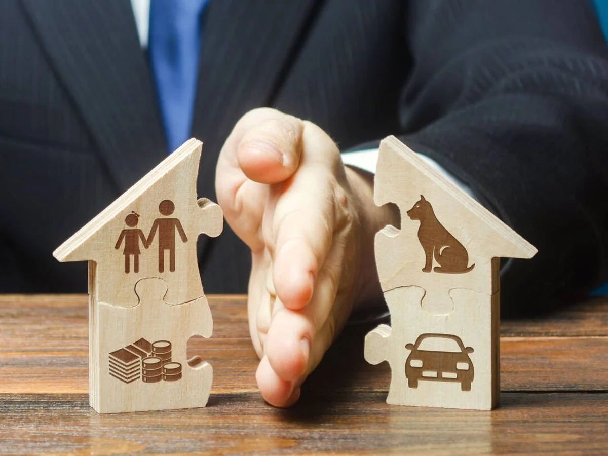 Renta 2025: Exención por reinversión en vivienda habitual 6 ¿Qué ocurre con la exención por reinversión en caso de divorcio?