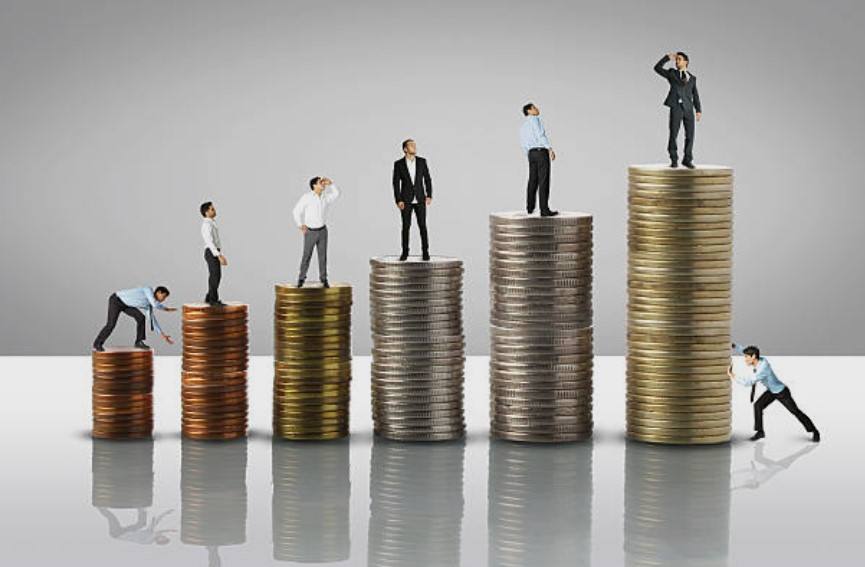 Lee más sobre el artículo Prórroga del Salario Mínimo Interprofesional en 2025: Implicaciones y Perspectivas